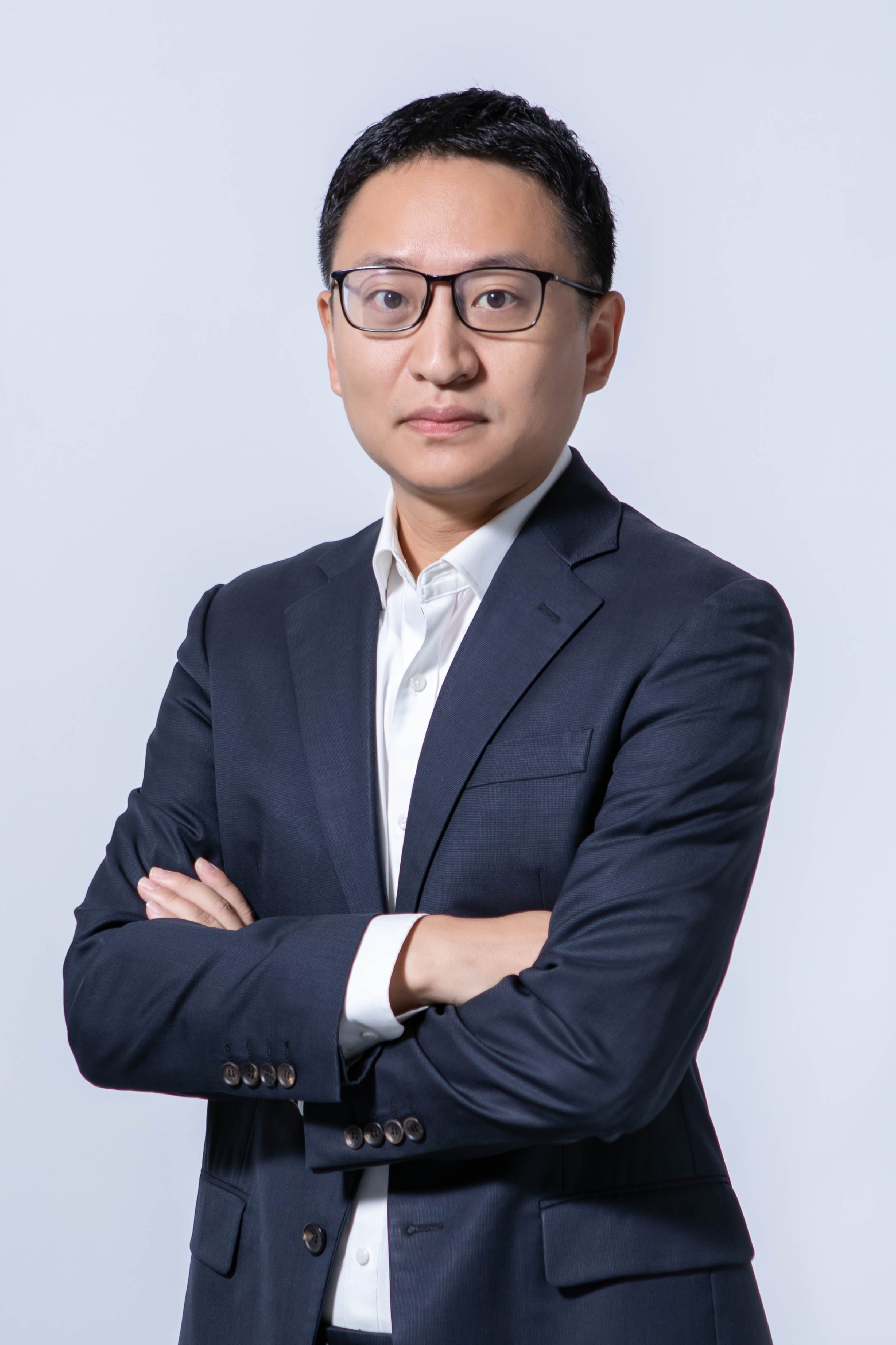 从事证券(从事证券投资咨询服务业务,应当经)